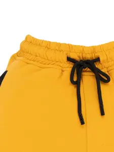 Status Quo Boys Typography Printed Cotton Shorts