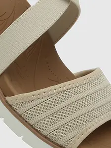 Skechers Women ARCHFIT BEACH KISS-BOHOBEYOND Open Toe Flats