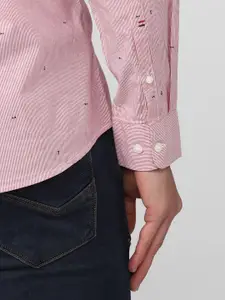 Van Heusen Sport Slim Fit Opaque Casual Shirt