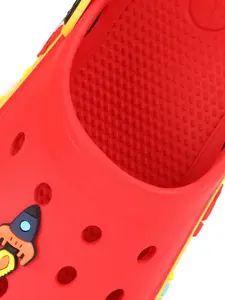 Aqualite Boys Round Toe Slip On Clogs