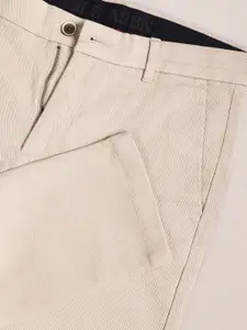 U.S. Polo Assn. Men Regular Fit Mid-Rise Chinos