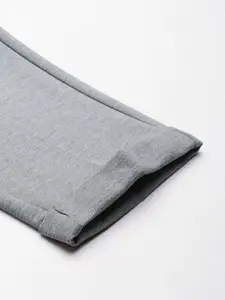 Van Heusen Men Solid Carrot Regular Fit Mid-Rise Plain Knitted Flat-Front Formal Trousers