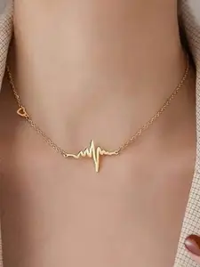 Jewels Galaxy Gold-Plated Heartbeat Necklace