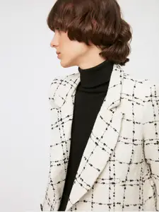 Trendyol Women Single Breasted Blazer