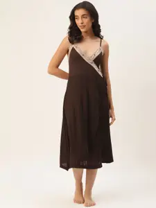 Ms.Lingies V Neck Lace Up Detail Nightdress