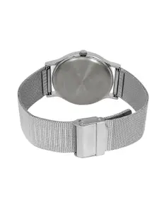 Timex Men Brass Dial & Stainless Steel Bracelet Style Straps Analogue Watch TW000R453