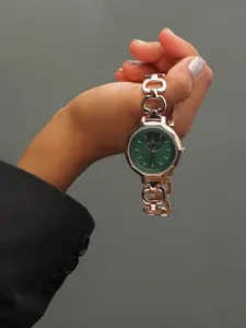 SWADESI STUFF Women Stainless Steel Bracelet Style Straps Analogue Watch SF0524 GREEN