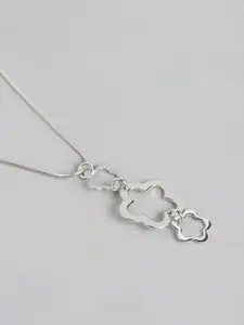 Carlton London Women Rhodium Plated Floral Shaped Pendant with Chain