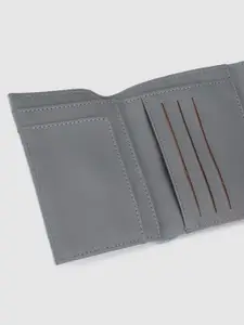 Baggit Women Textured Three Fold Wallet