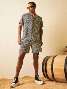 DENNISON Men Comfort Fit Printed Shirt With Shorts