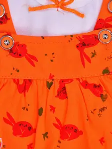 Wish Karo Infant Girls Printed Pure Cotton Top with Skirt