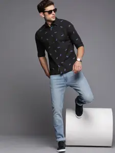 WROGN Slim Fit Brand Logo Printed Pure Cotton Casual Shirt