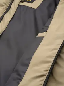 The Roadster Lifestyle Co. Solid Zip Detailed Detachable Hood Padded Jacket