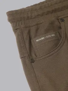 Richlook Men Mid-Rise Track Pants