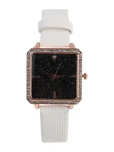 HAUTE SAUCE by  Campus Sutra Women Leather Watch Gift Set SS23_HSWB5051