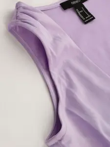 FOREVER 21 Solid Sleeveless V-Neck Fitted Crop Top