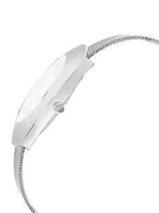 LOREM Men Round Dial & Bracelet Style Straps Analogue Watch LR143-CM