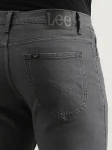 Lee Men Rodeo Mid-Rise Stretchable Cotton Jeans