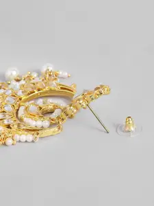 Peora Women Gold-Plated Kundan & Pearl Studded Maang Tikka with Earrings
