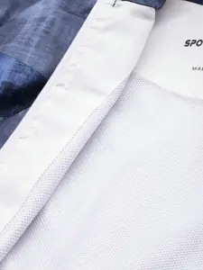 Sports52 wear Printed Hooded Rain Jacket