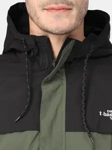 t-base Reversible Rain Jacket