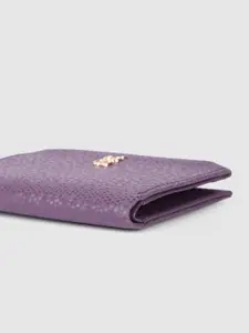 Baggit Women Textured Two Fold Wallet