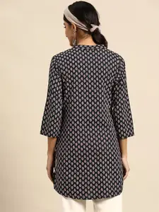 Sangria Floral Printed Short Kurti with Belt