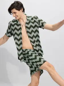 Snitch Black Geometric Printed Shirt With Shorts Co-Ords
