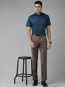 Van Heusen Custom Micro-Ditsy Geometric Printed Pure Cotton Formal Shirt