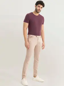 Snitch Men Beige Slim Fit Cotton Chinos Trousers
