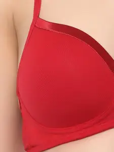 SOIE Pack of 2 Semi/Medium Coverage Padded Non-Wired T-shirt Bra-