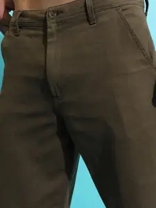 HIGHLANDER Men Flat-Front Plain Loose Fit Cargo Trouser