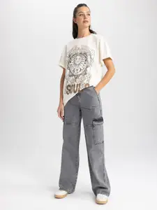 DeFacto Graphic Printed Drop-Shoulder Sleeves Pure Cotton T-shirt