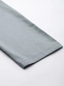 U.S. Polo Assn. Men Printed Slim Fit Mid-Rise Chinos Trousers