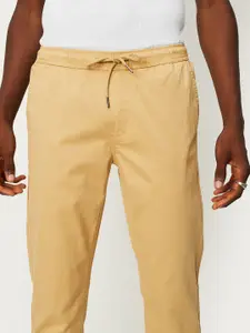 max Men Mid-Rise Regular Trousers