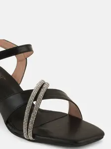 DressBerry Women Embellished Block heels Sandals