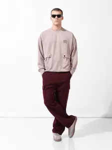 The Indian Garage Co Men Relaxed Fit Self Design Overhead Crew Neck Sweatshirt