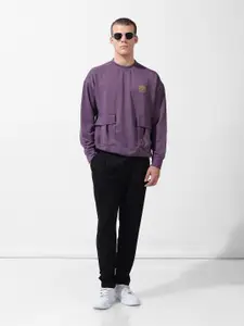 The Indian Garage Co Men Relaxed Fit Self Design Overhead Crew Neck Sweatshirt