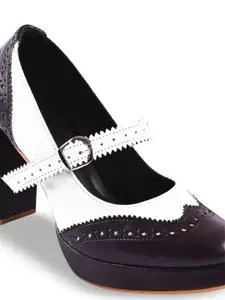 TRYME Women Colourblocked Block Sandals