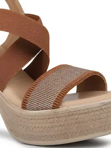 Inc 5 Women Textured 5 inches Platform Gladiators