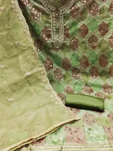 Peachmode Floral Embroidered Sequinned Organza Unstitched Dress Material