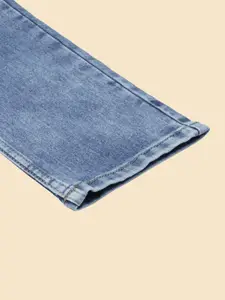 The Roadster Lifestyle Co. Men Mid-Rise Light Fade Skinny Fit Stretchable Jeans