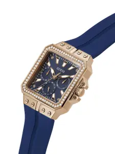 GUESS Women Analogue Multi Function Watch GW0618L2