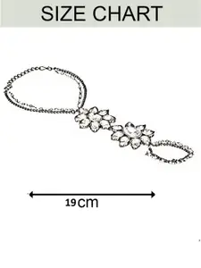 OOMPH Women Kundan Ring Bracelet