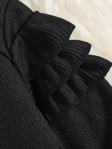 INCLUD Girls High Neck T-shirt with Shorts