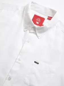 THE BEAR HOUSE Men Solid Slim Fit Button-Down Collar Pure Cotton Casual Shirt
