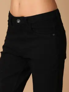 V-Mart Women Clean Look Cropped High-Rise Jeans