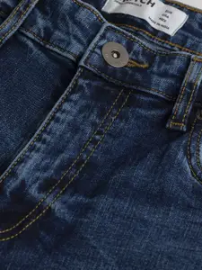 Snitch Men Narrow Skinny Fit Light Fade Stretchable Jeans