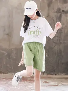 INCLUD Girls Printed T-shirt With Shorts