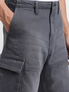 FOREVER 21 Men Knee Length Mid-Rise Cargo Shorts